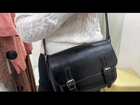 ❤️ Bonhora paruzhinji rwehure rechidiki FeralBerry ane dildo mukamuri yakakodzera kwatiri